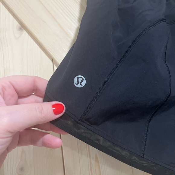 Like New Lululemon Hotty Hot Lined Shorts in Black, Size 10. - Picture 10 of 12
